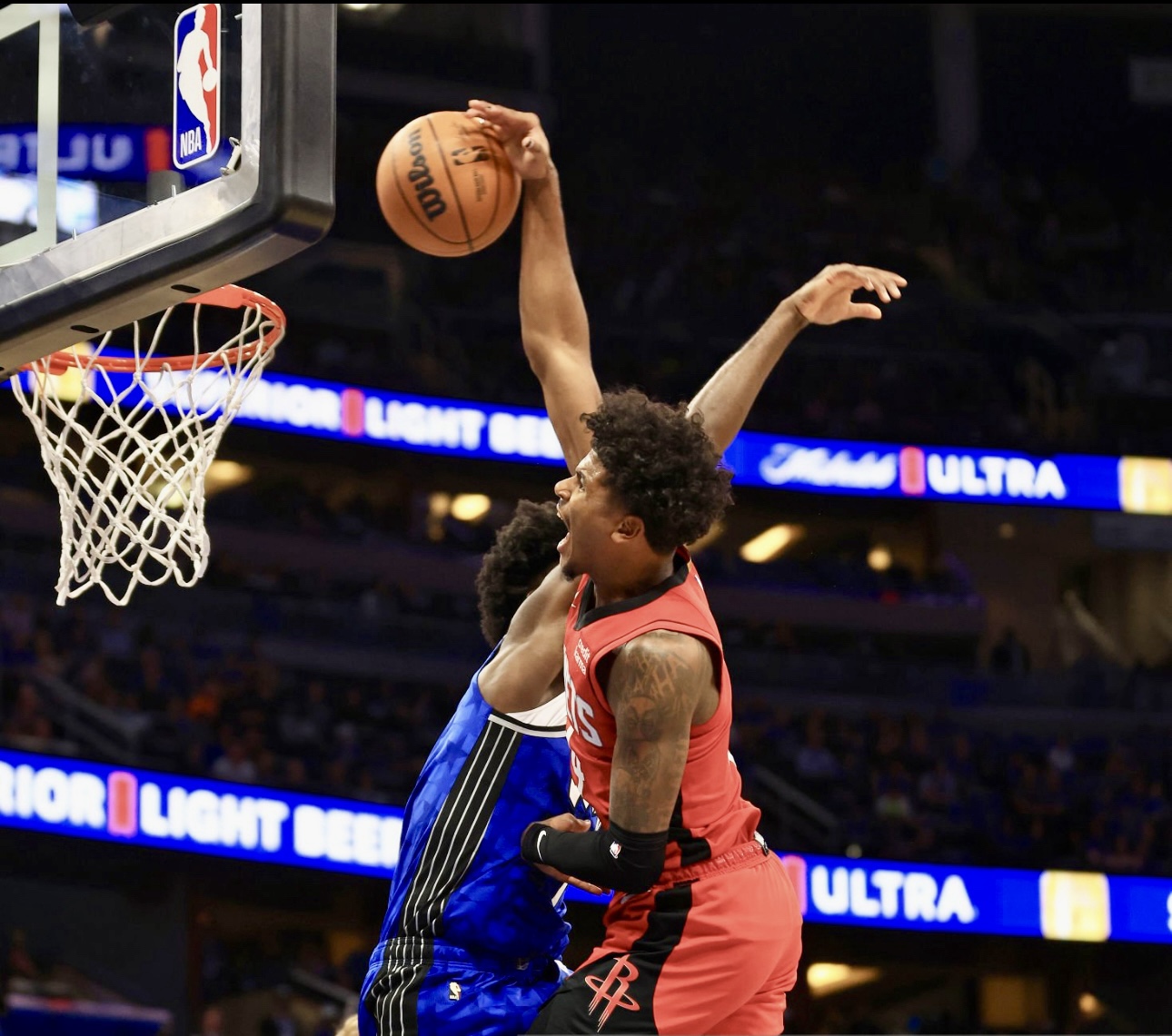 Magic blowout Rockets in home opener