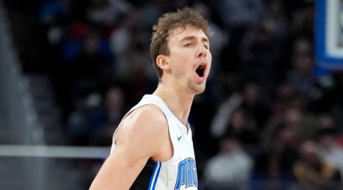 Magic Storm Back to Defeat Pistons; Win Third Consecutive Game